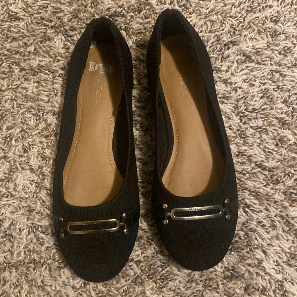 Ballet flats
